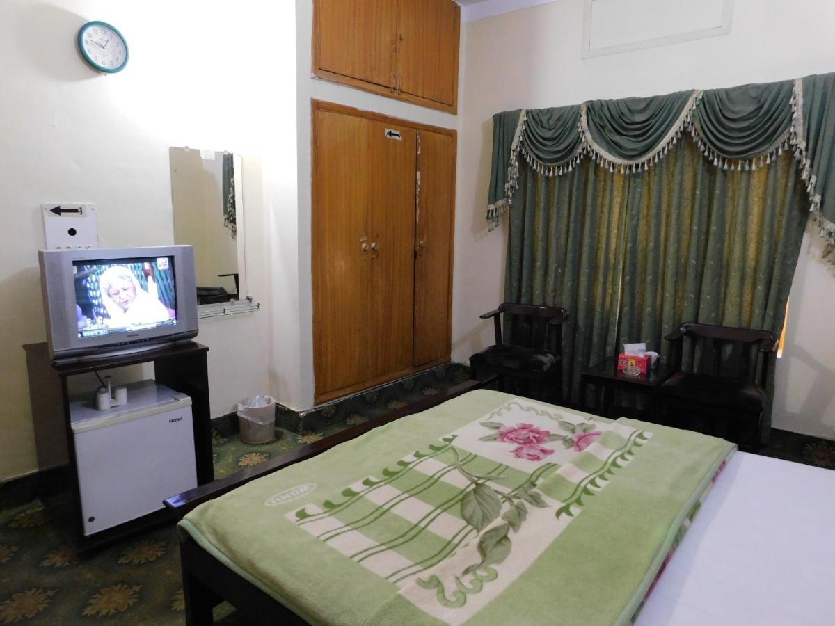 The City Lodge Islamabad Exteriör bild